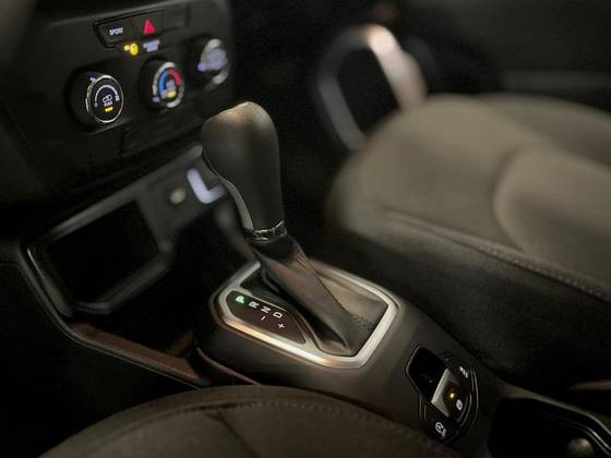 JEEP RENEGADE 1.8 16V FLEX 4P AUTOMÁTICO